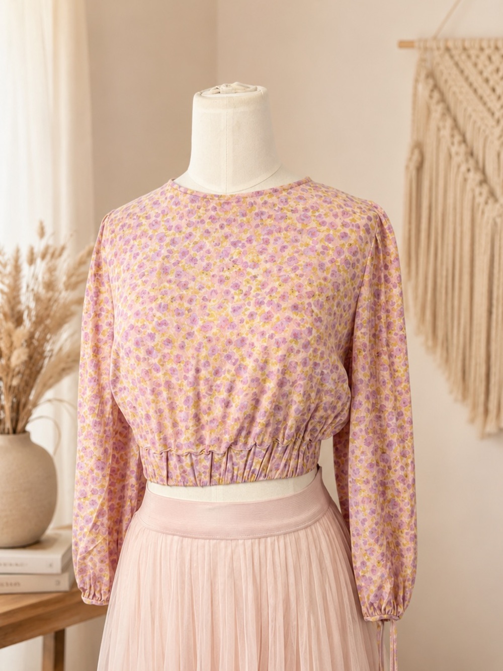 Anna Nata Crop Blouse with‎ Voluminous long Sleeves & Open Back in Small